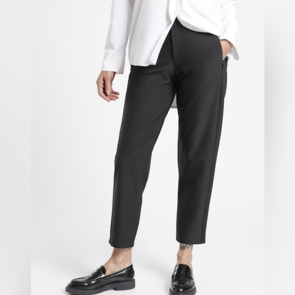 NWT-Athleta Black Stellar Skinny Trouser, Size 4